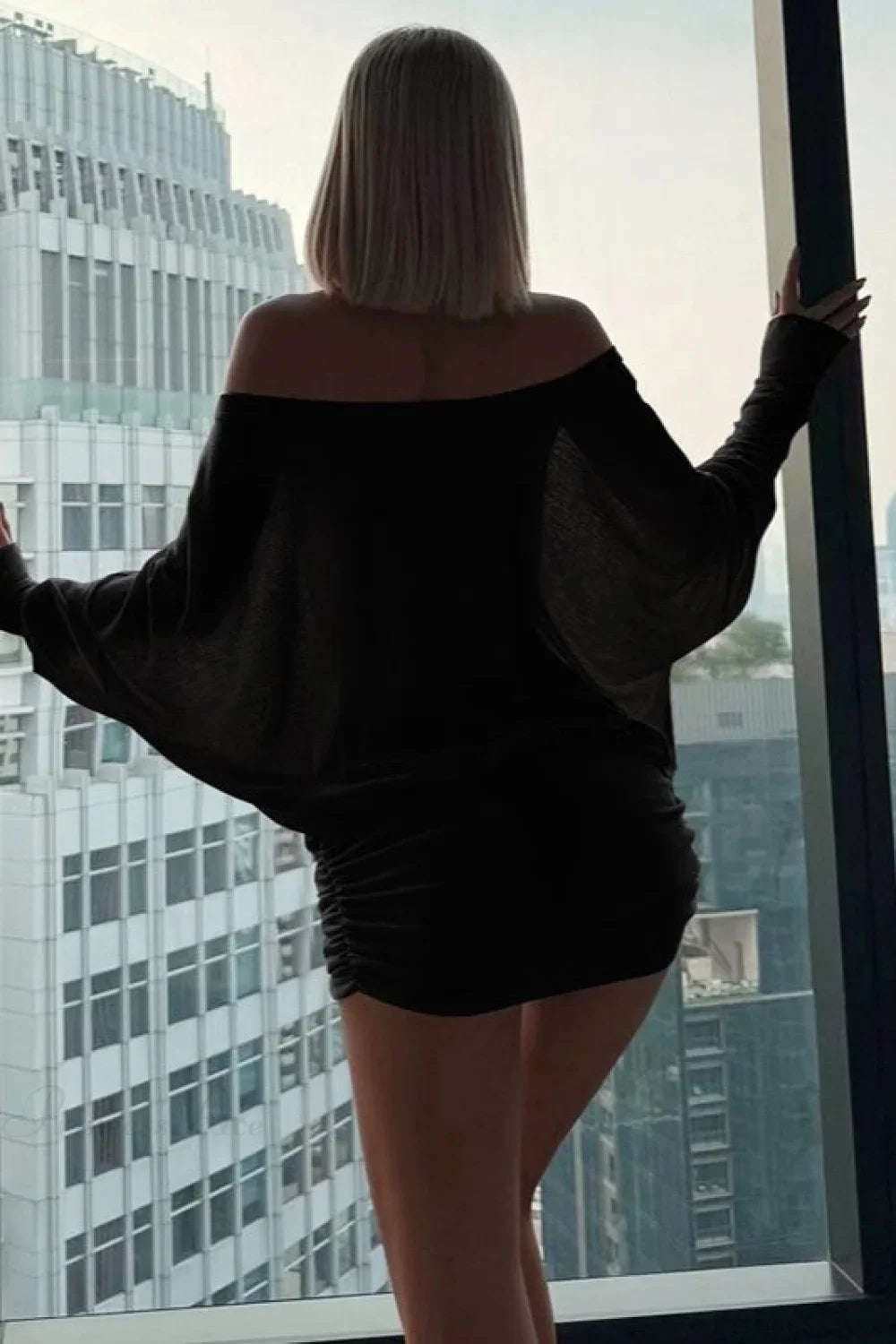 Sexy Solid Color Batwing Off-the-Shoulder Long Sleeve Blouse